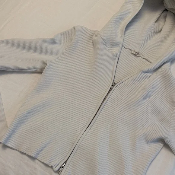 Brandy Melville Light Gray Ribbed Hoodie - Picture 1 of 1